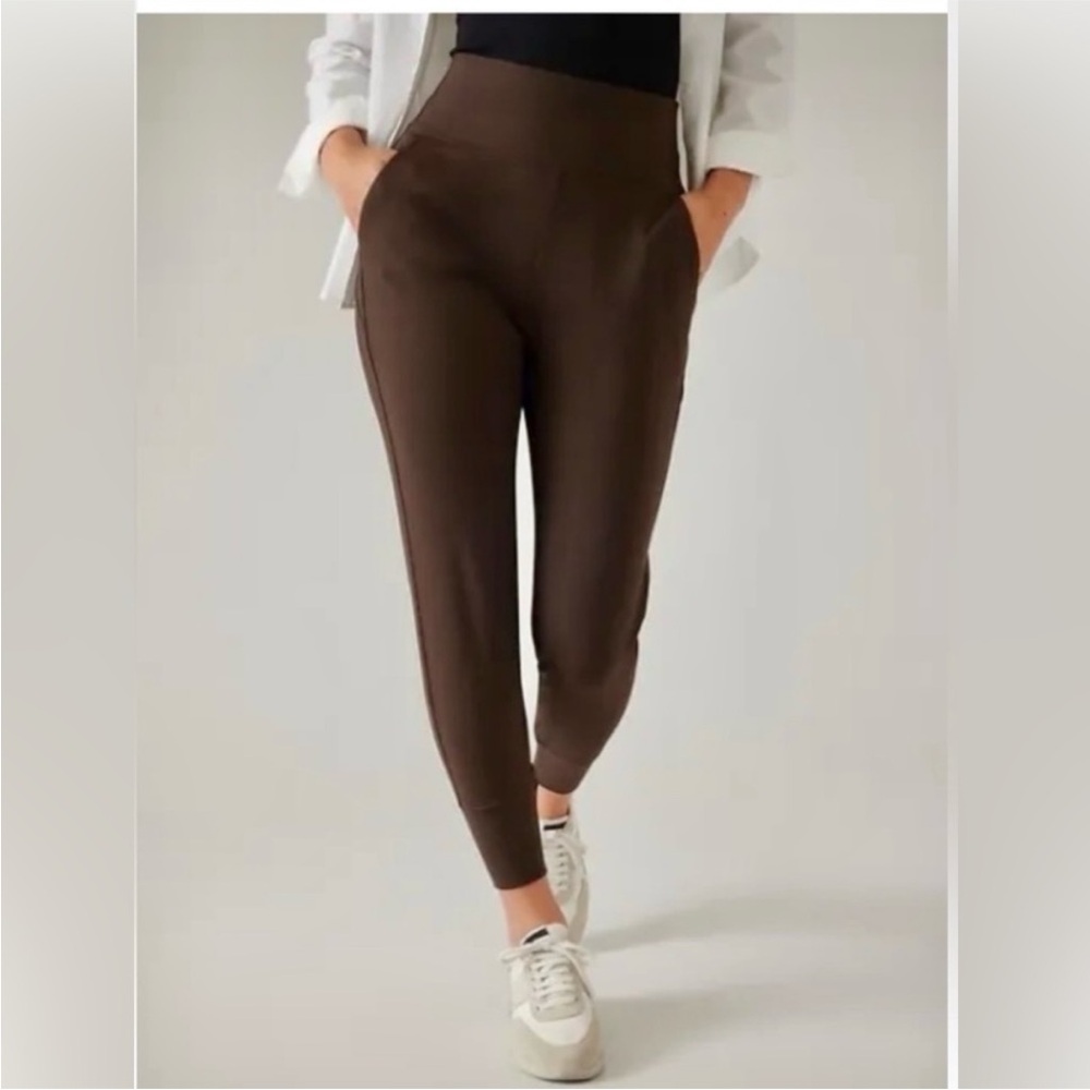 Athleta Venice High-Waisted Brown Women's Jogger Pants, Medium
